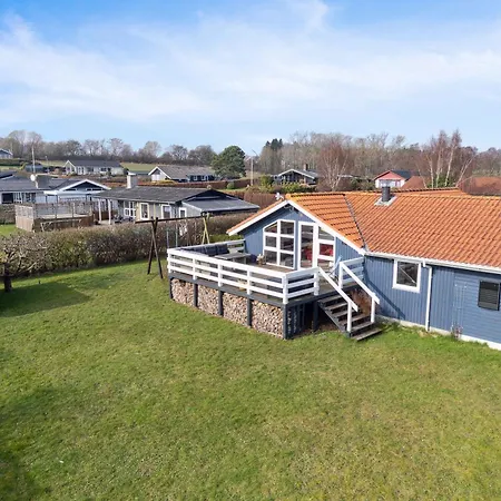 Summer House With Sauna Near Folle